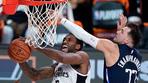 东契奇三分绝杀独行侠胜马刺  